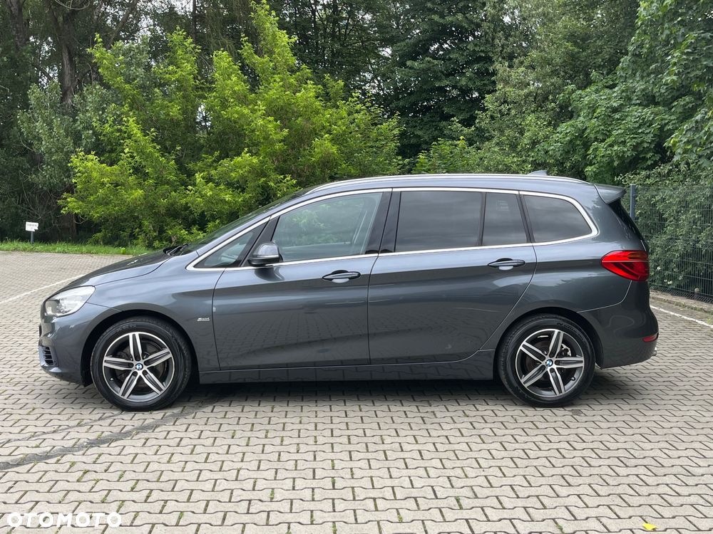 BMW Seria 2 218d Sport-Aut Sport Line - 29