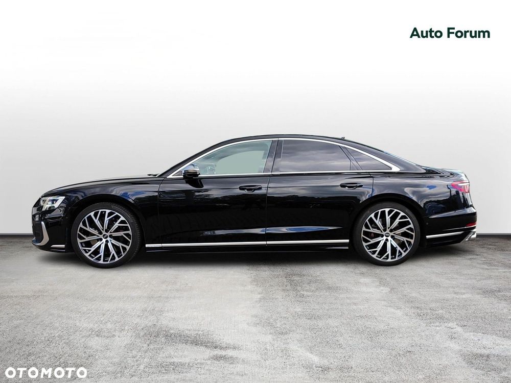 Audi S8 - 2