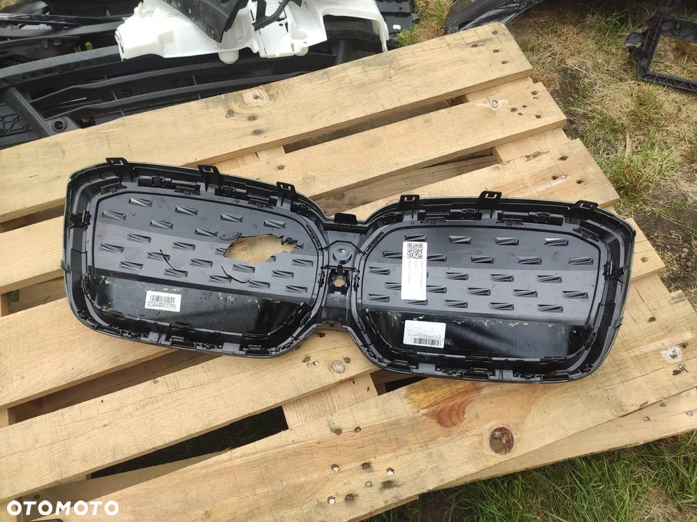 EU Grill Atrapa Przód BMW IX3 G08 POD KAMERE 9881798 - 3