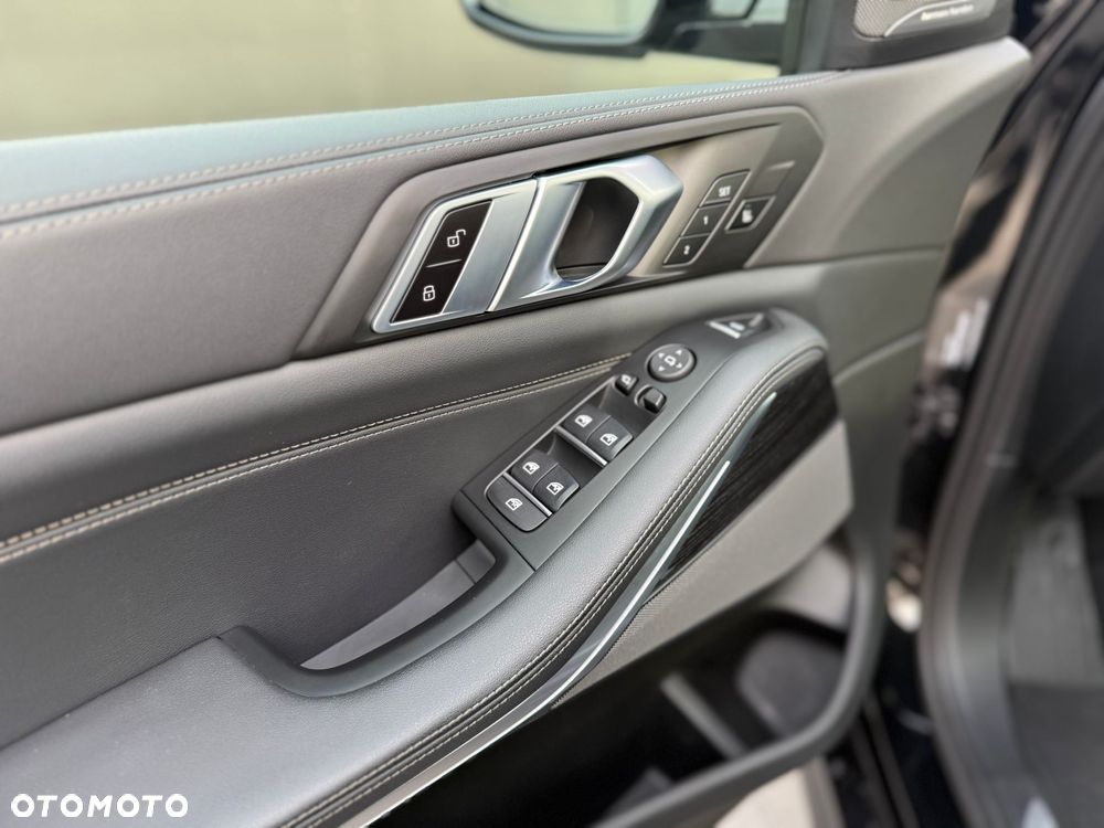 BMW X5 xDrive40d - 31
