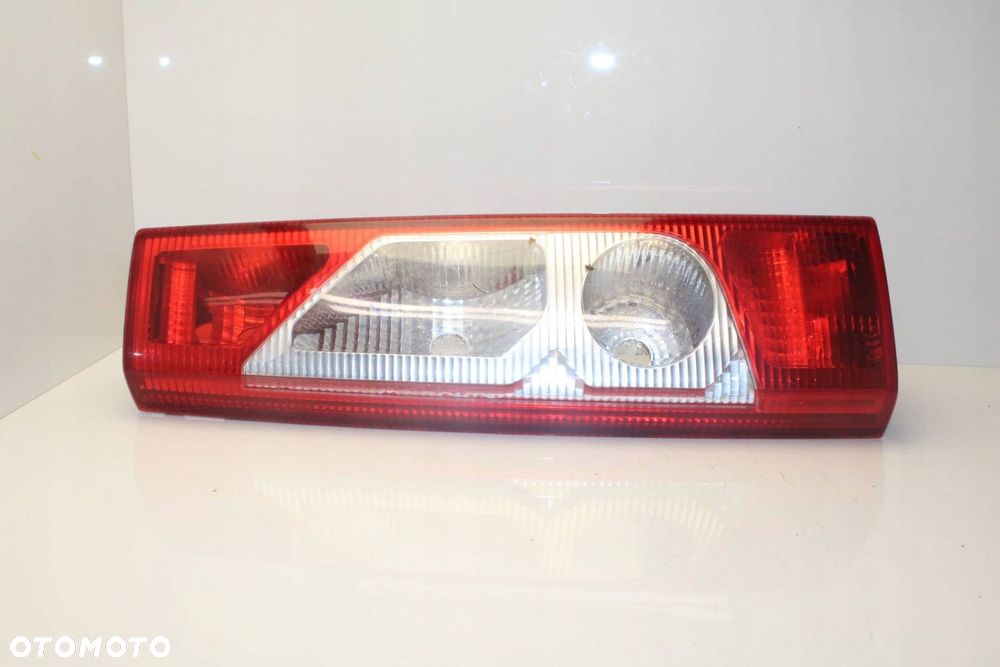 PEUGEOT EXPERT CITROEN JUMPY SCUDO II PROACE LAMPA LEWA TYLNA LEWY TYŁ - 1