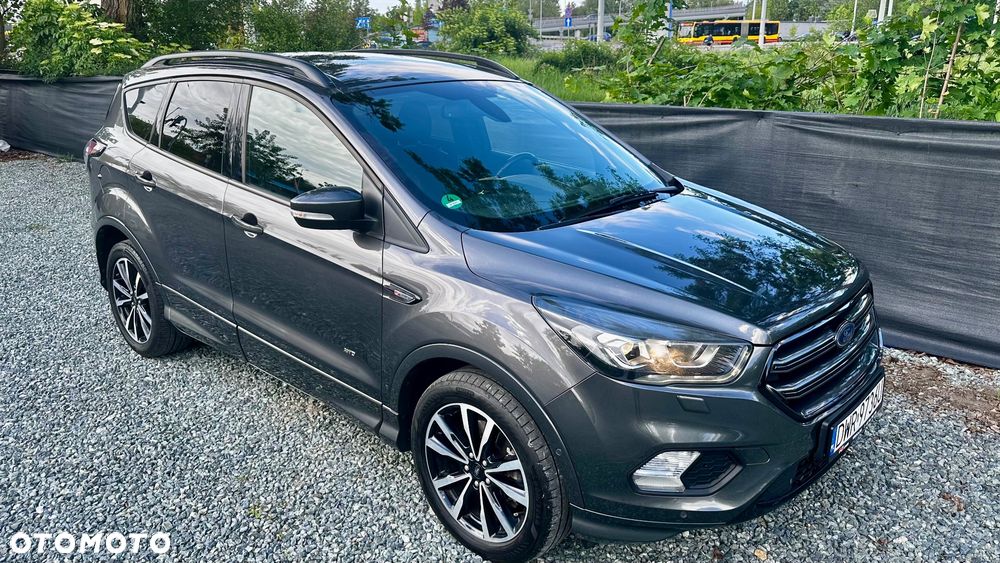 Ford Kuga 2.0 TDCi 4x4 ST-Line - 37