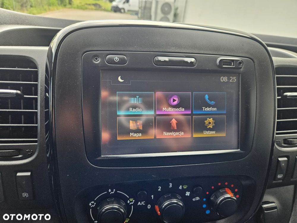 Opel Vivaro - 27