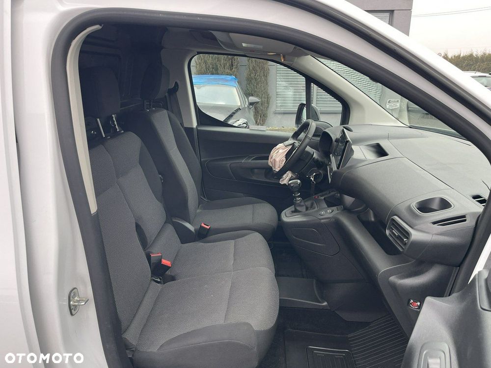 Toyota Proace City - 11