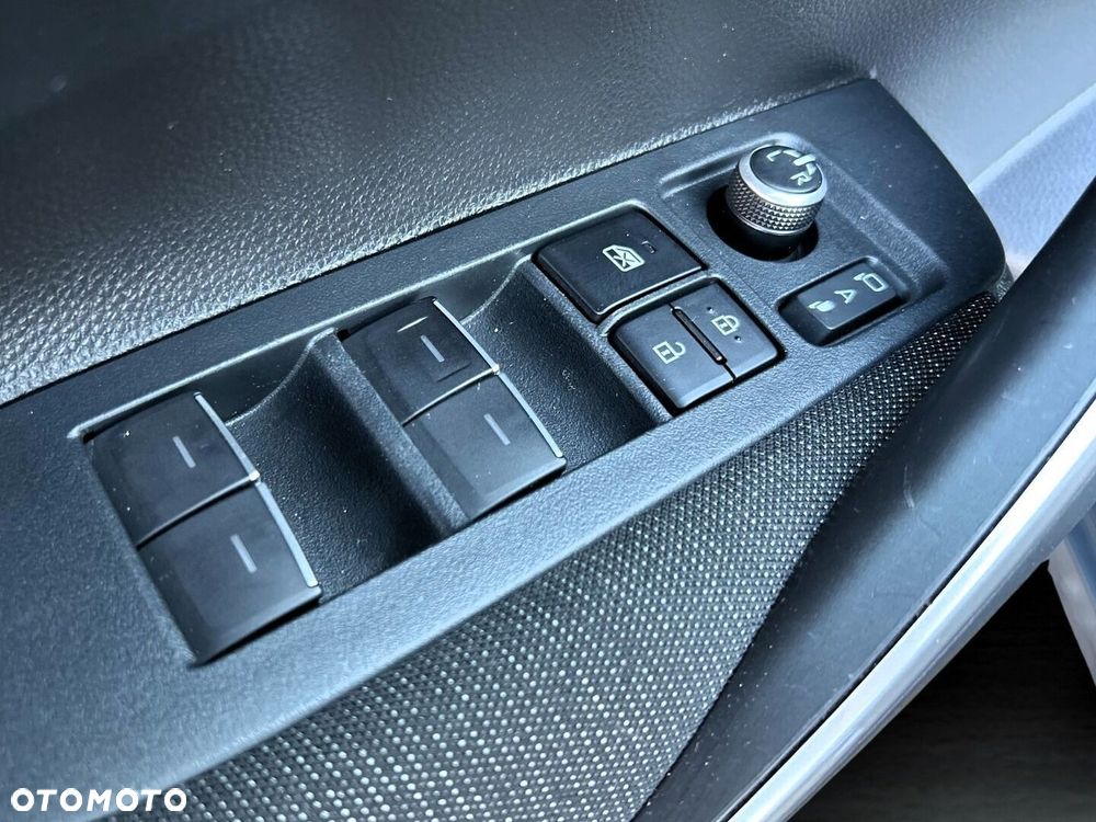 Toyota Corolla 1.8 Hybrid Style - 27