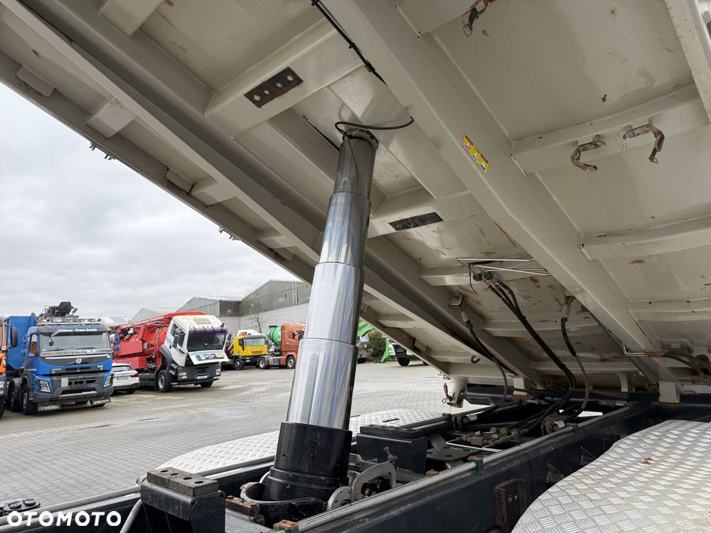 Iveco TRAKKER AD260T50 6x4 WYWROTKA TRÓJSTRONNA Z BORDMATIKIEM - 24