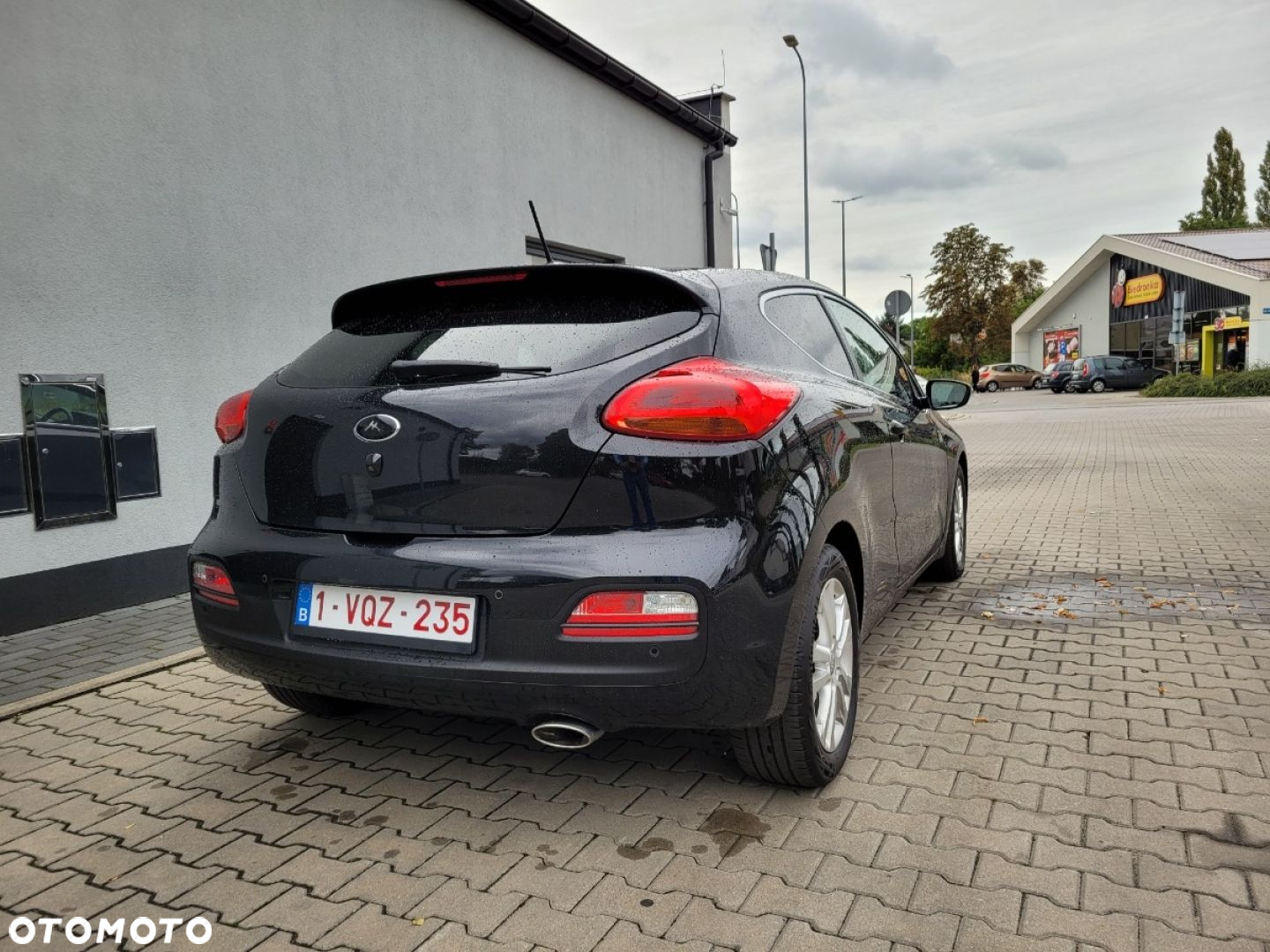 Kia ProCeed - 10