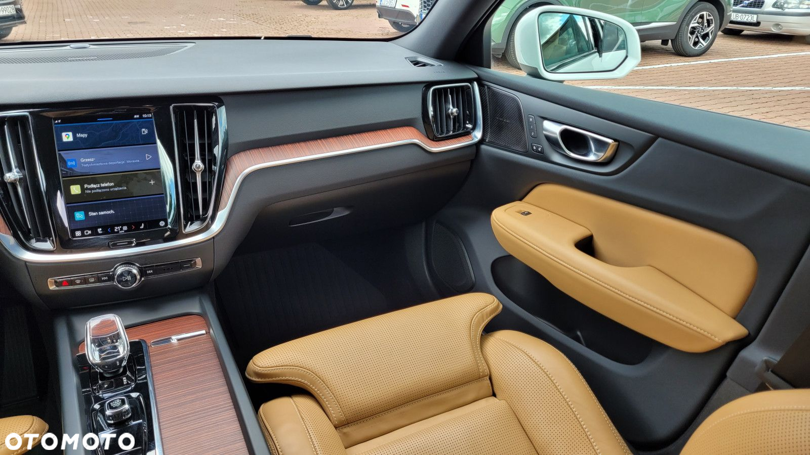 Volvo V60 Cross Country - 25