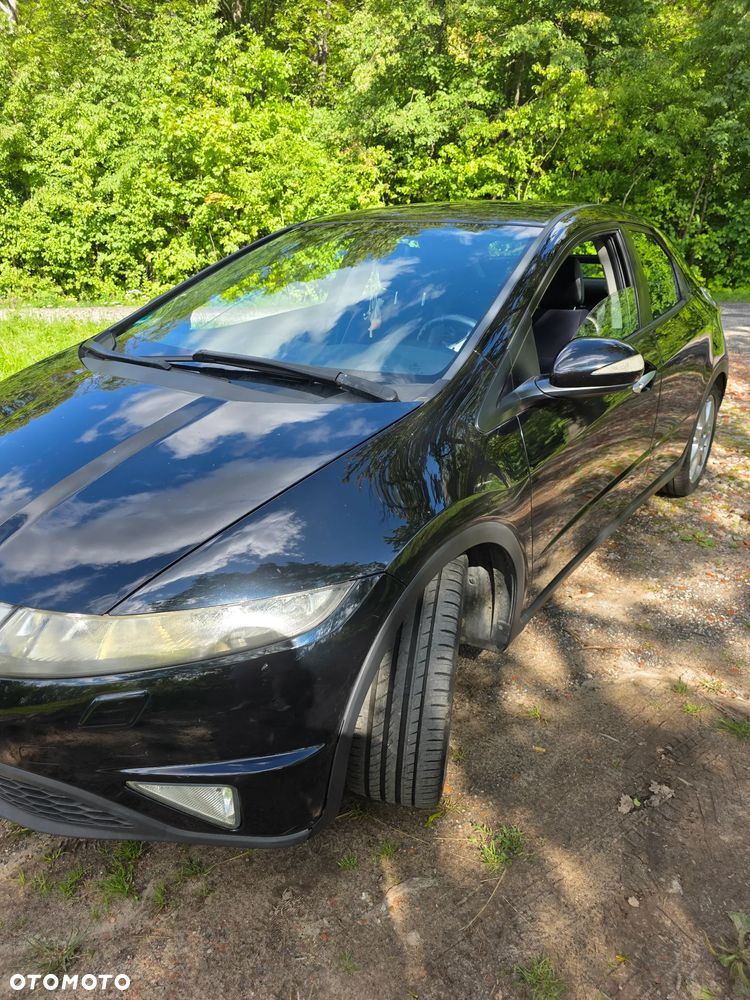 Honda Civic 1.8 Comfort - 3