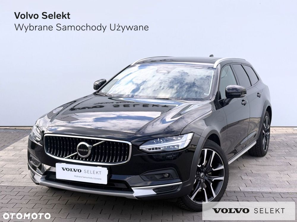 Volvo V90 Cross Country - 1
