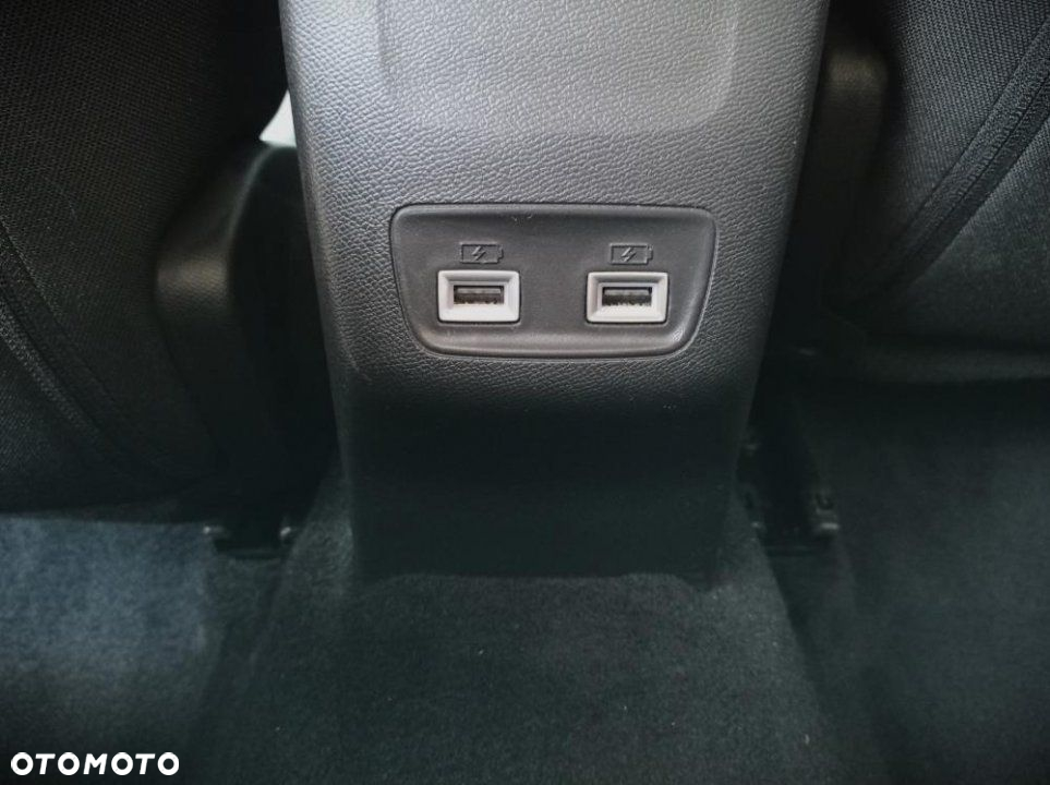 Peugeot 2008 - 14