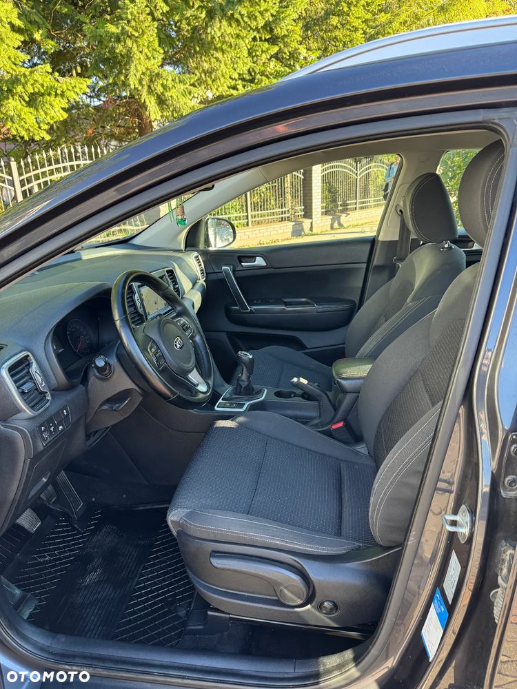 Kia Sportage 1.7 CRDI XL 2WD - 11