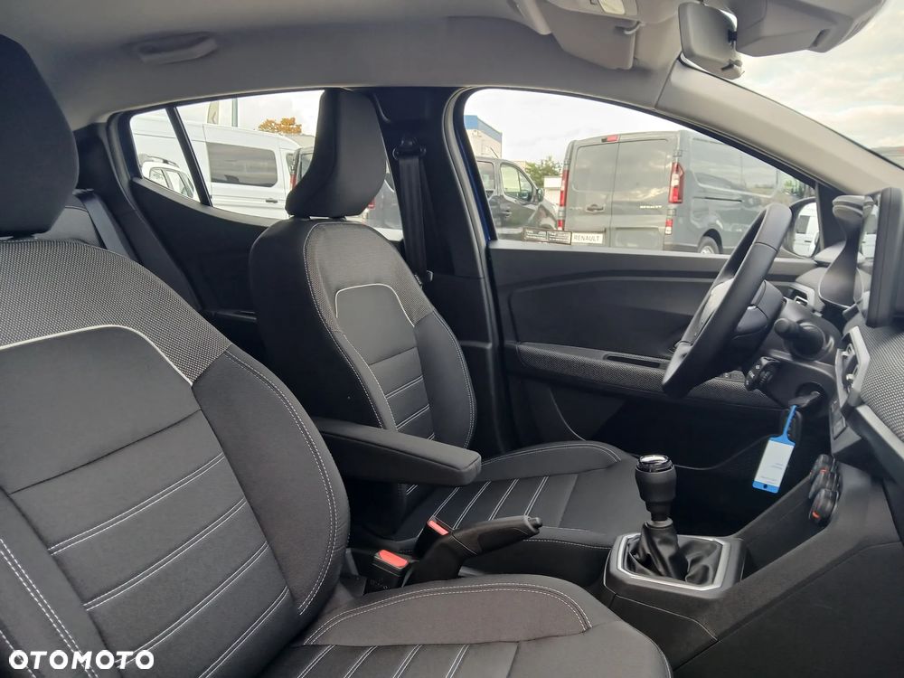 Dacia Sandero - 11