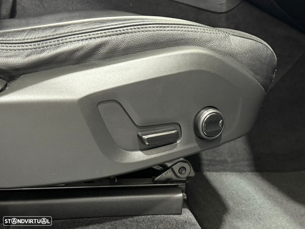 Volvo XC 60 2.0 D3 Momentum Plus - 37