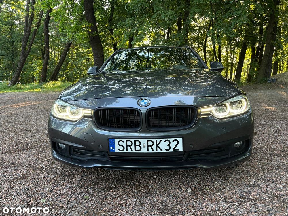 BMW Seria 3 320d - 10