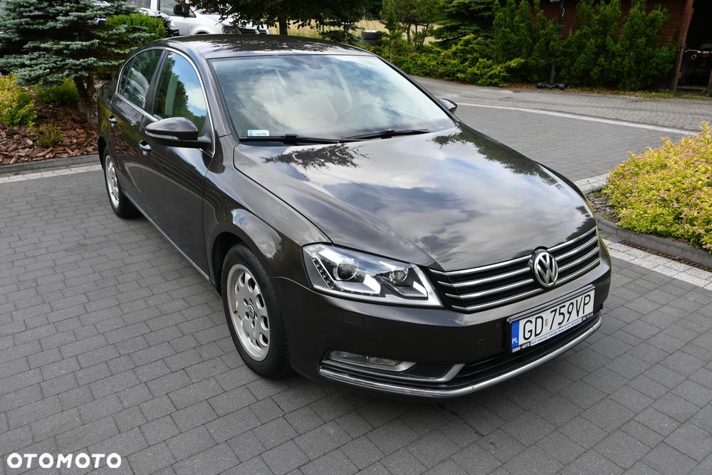 Volkswagen Passat 2.0 TDI Highline - 10