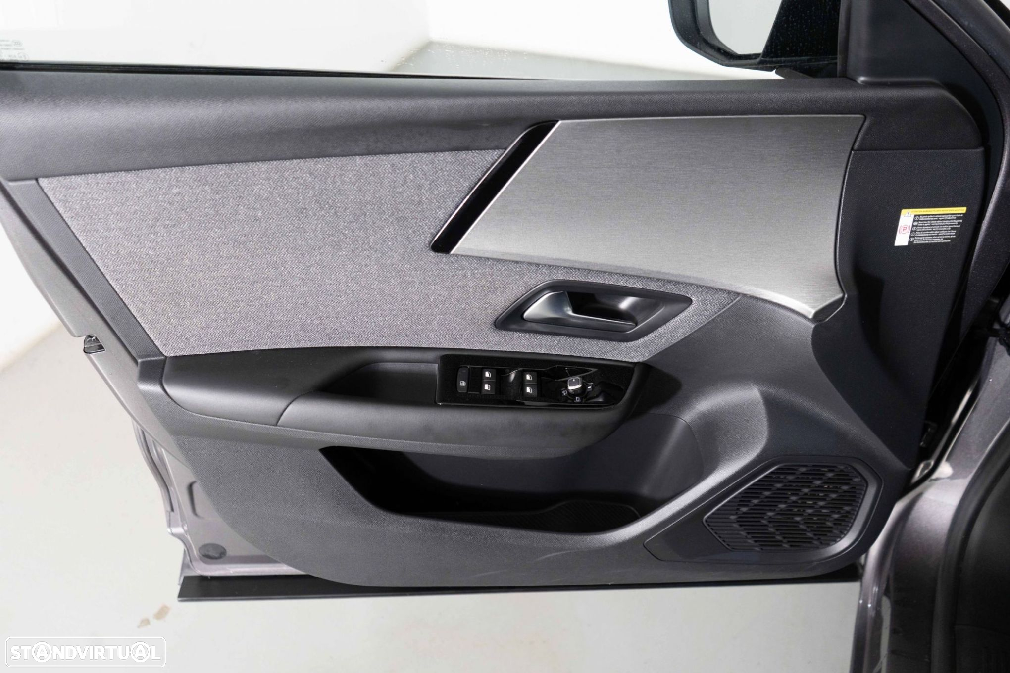 Citroën C5 X 1.2 PureTech Shine EAT8 - 18