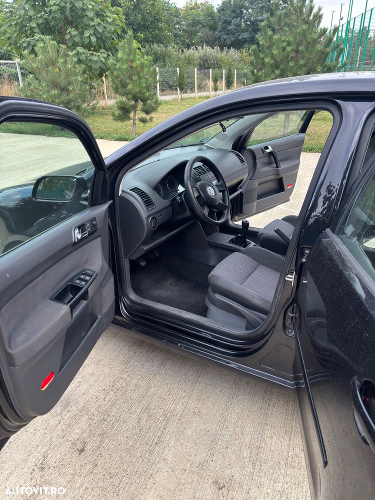 Volkswagen Polo - 5