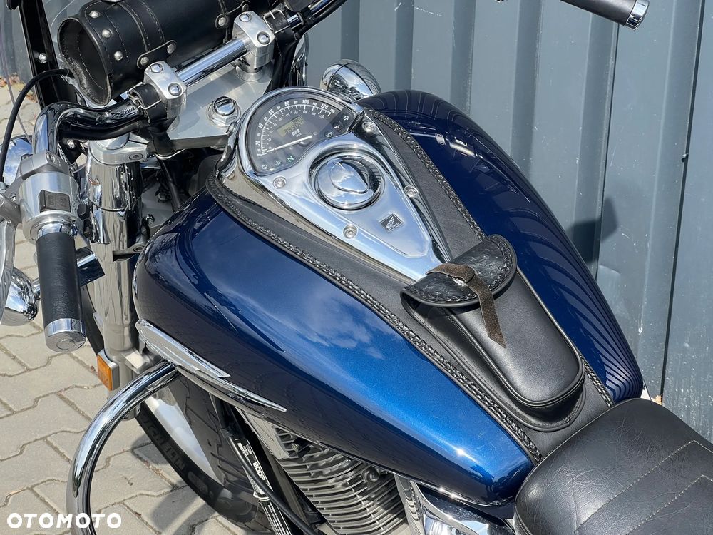 Honda VTX - 17