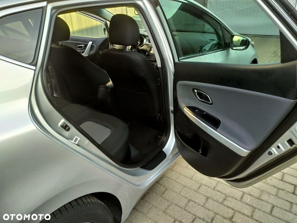 Kia Ceed 1.6 GDI ISG Dream-Team Edition - 22