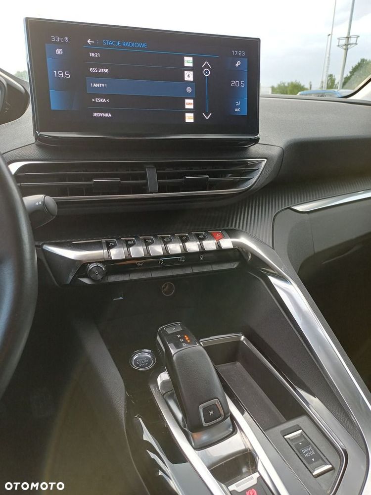 Peugeot 3008 1.2 PureTech Active Pack S&S EAT8 - 16