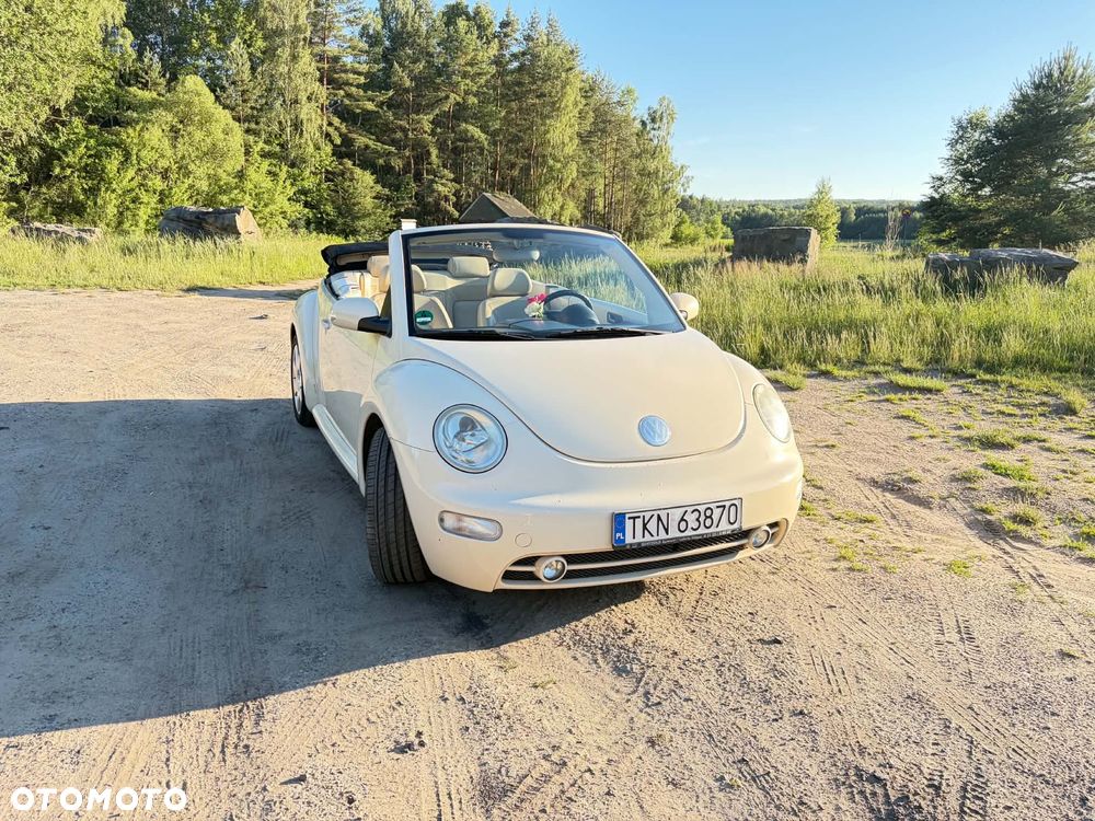 Volkswagen New Beetle - 1
