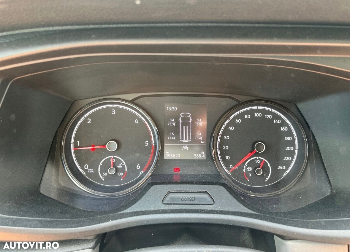 Volkswagen Transporter Kombi T6.1 2.0 TDI 81 kW KR - 24
