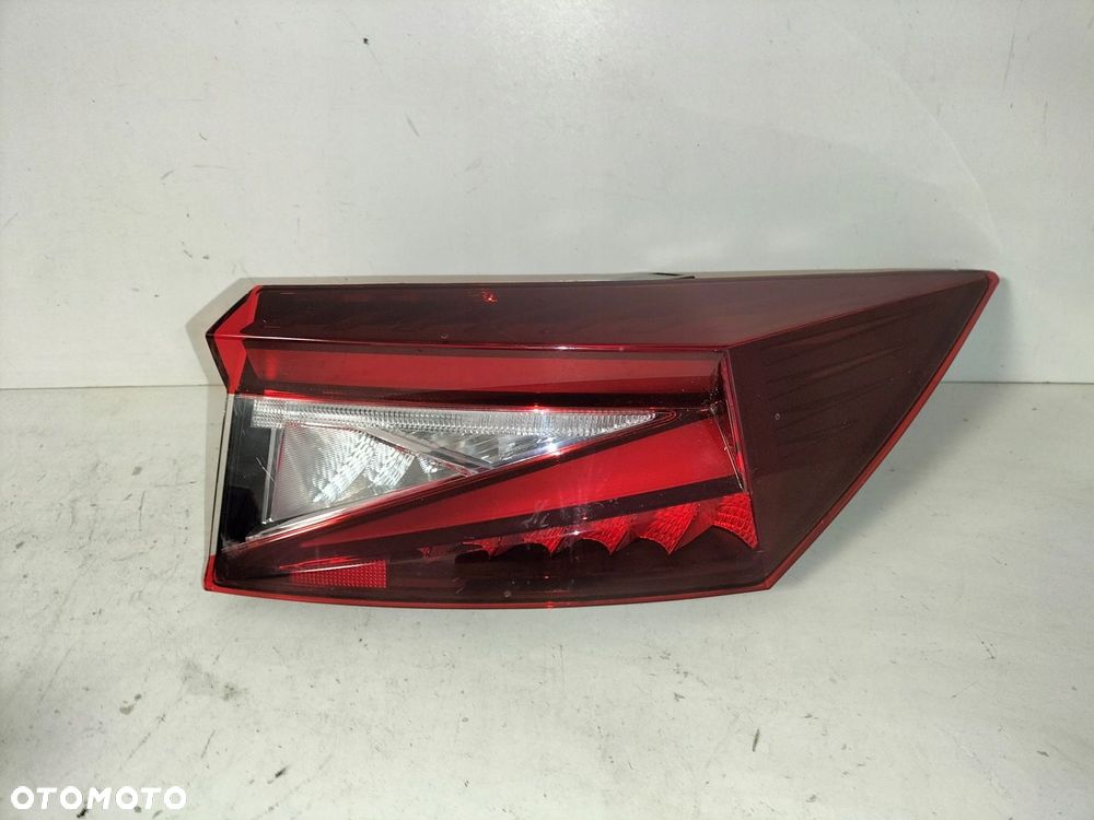 Lampa tylna tył prawa SKODA ENYAQ 21- LED - 1
