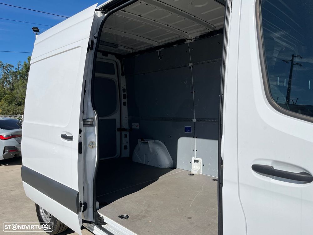 Mercedes-Benz eSprinter 312/39 - 13