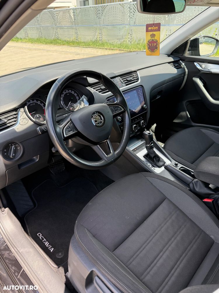 Skoda Octavia 1.6 TDI DSG Ambition - 7