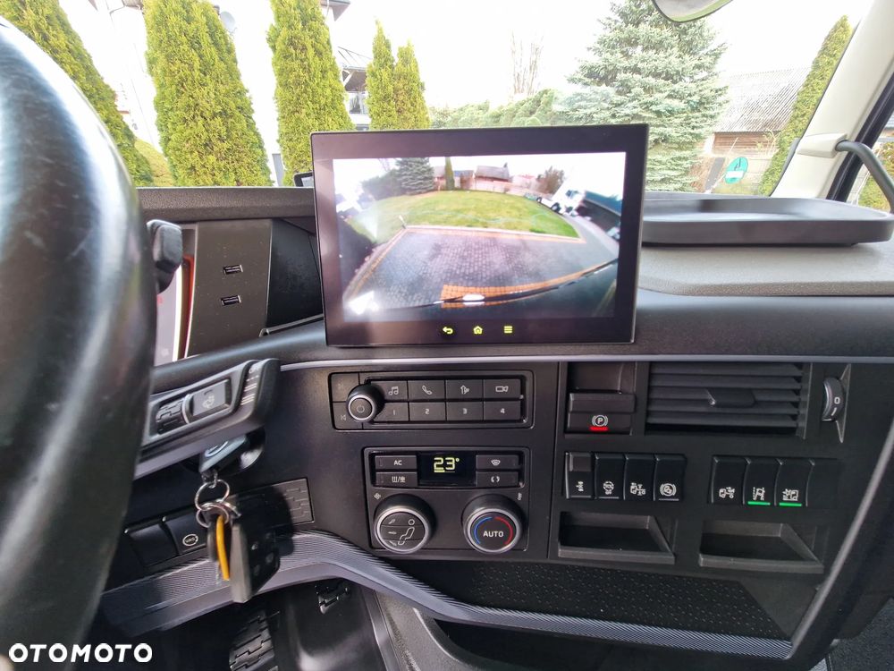 Volvo FH5 500 I-SAVE XXL ACC / MEGA / LOW DECK / BOGATA WERSJA / JAK NOWY - 21