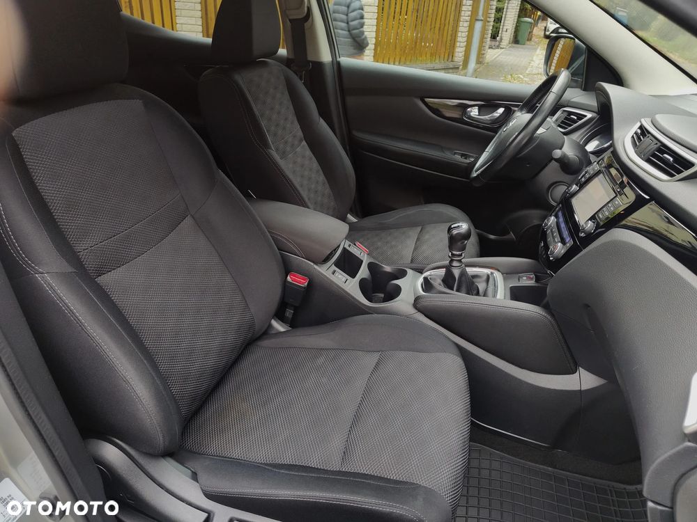 Nissan Qashqai 1.6 DIG-T Tekna - 27