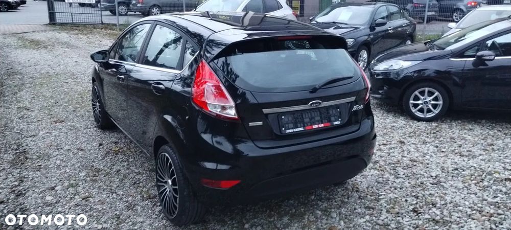 Ford Fiesta - 8