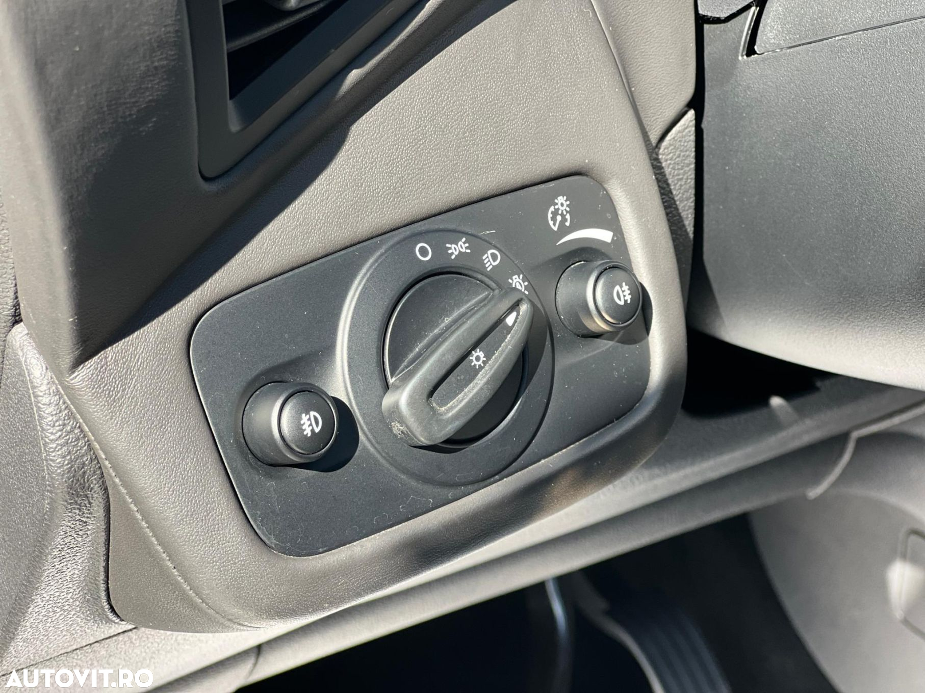 Ford Kuga 2.0 TDCi 4WD Powershift Vignale - 19