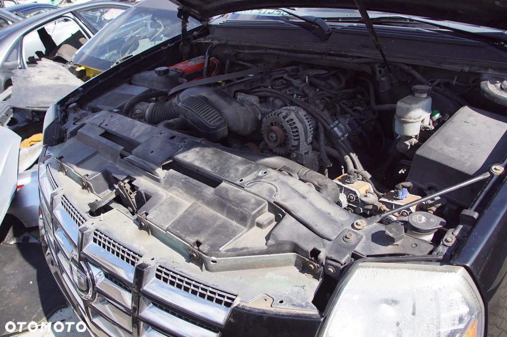 Cadillac Escalade 6.2 v8 Rok 2008 auto w całości na części tel. 692106889 silnik, maska, drzwi, lampa, skrzynia, lusterko, klapa, kierownica, lusterko, szyba - 14