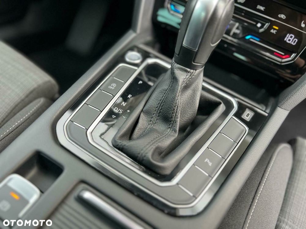 Volkswagen Passat 2.0 TDI EVO Business DSG - 15