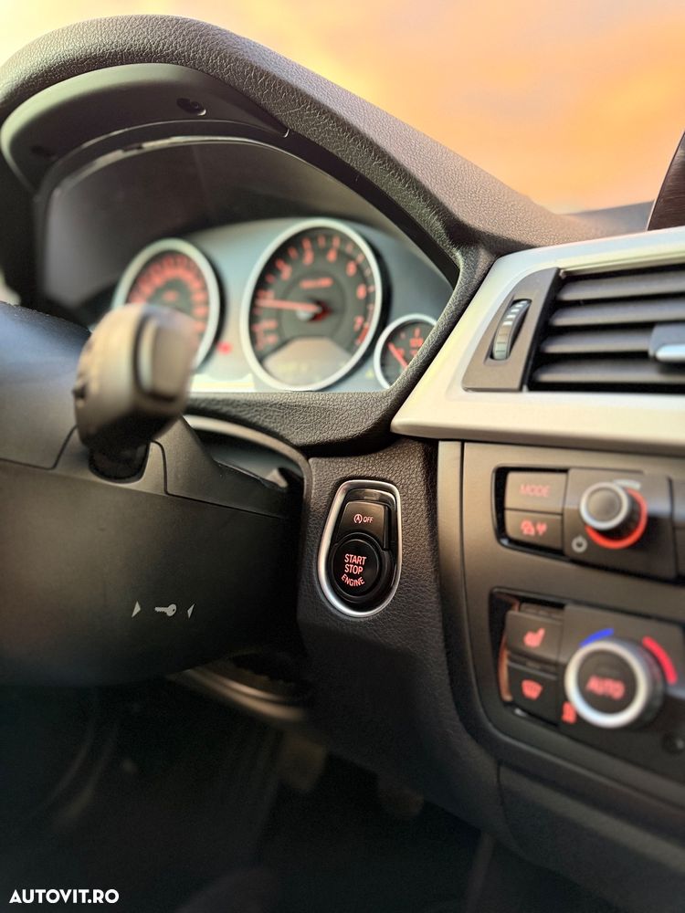 BMW Seria 3 316i Touring Luxury Line - 11