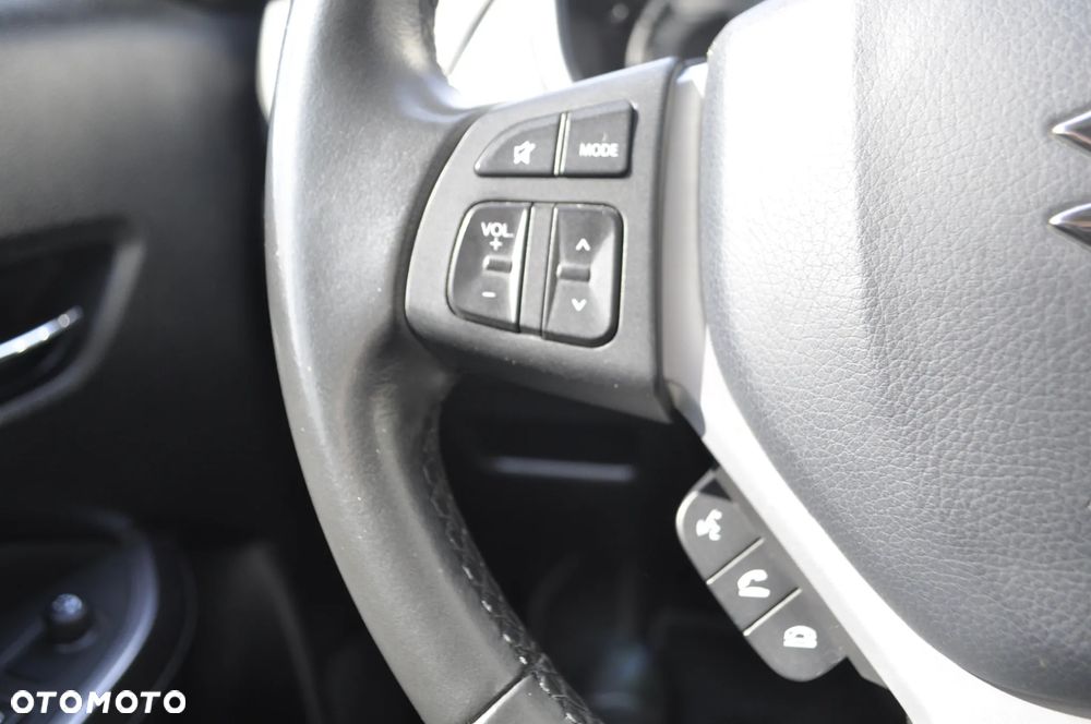 Suzuki Vitara 1.4 Boosterjet SHVS Premium 4WD - 15
