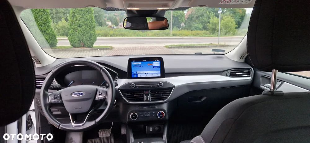 Ford Focus 1.0 EcoBoost SYNC Edition ASS PowerShift - 18