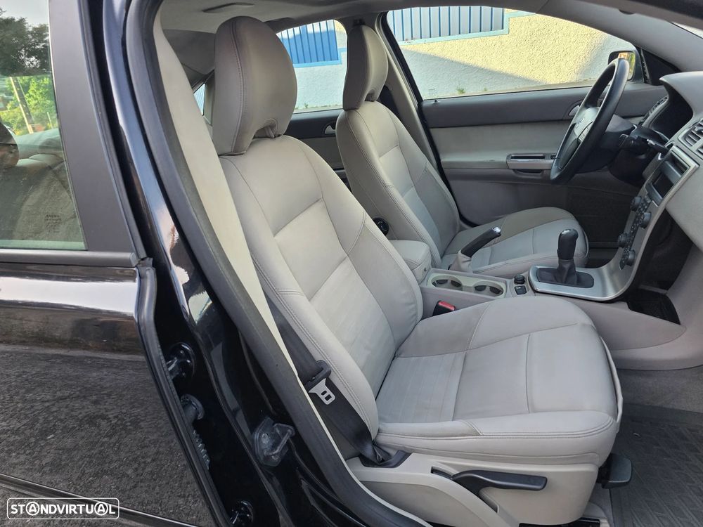 Volvo S40 1.6 D Nível 3 - 15