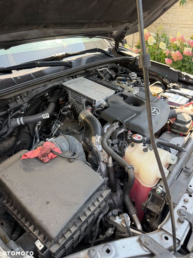 Toyota Hilux - 10