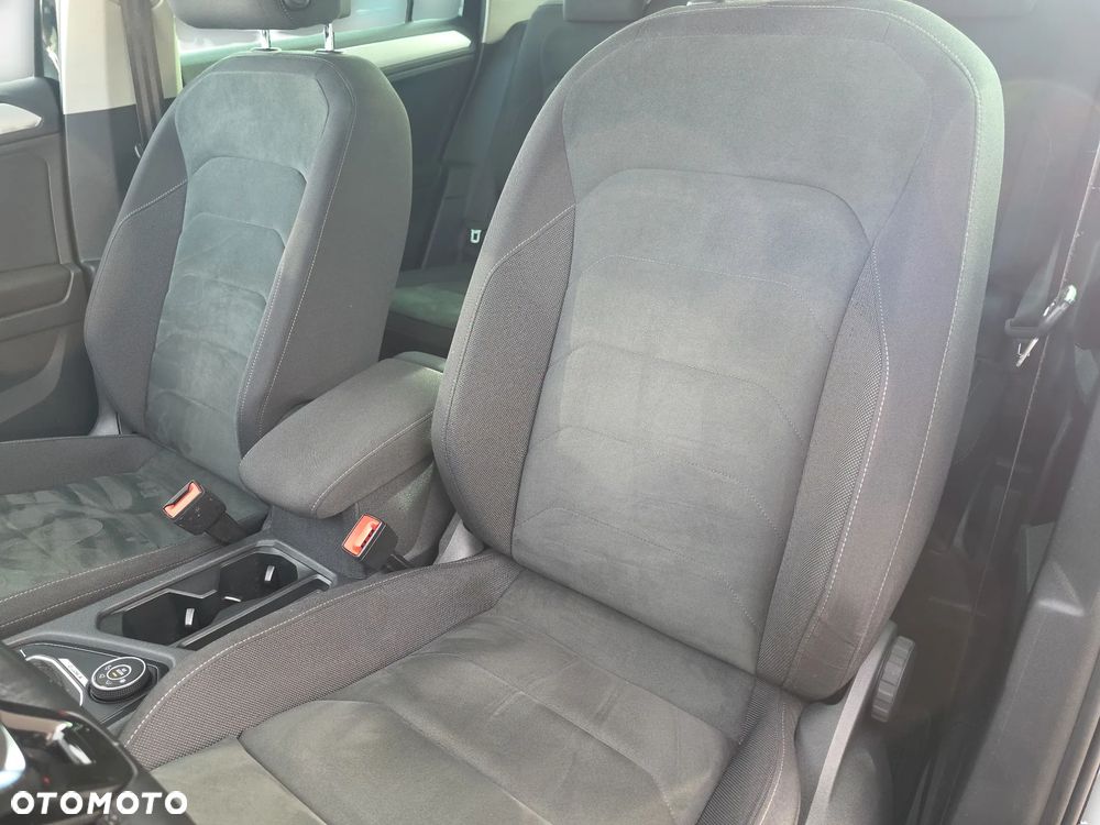Volkswagen Tiguan - 16