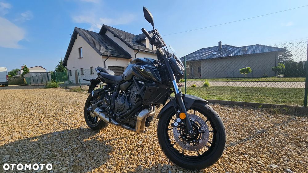 Yamaha MT - 5