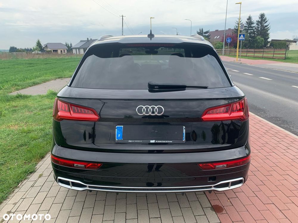 Audi SQ5 - 5