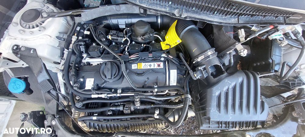 BMW X1 sDrive20i AT - 11