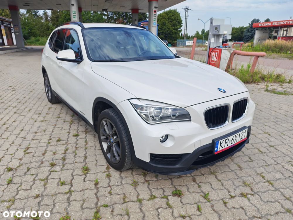 BMW X1 xDrive18d Sport Line - 4