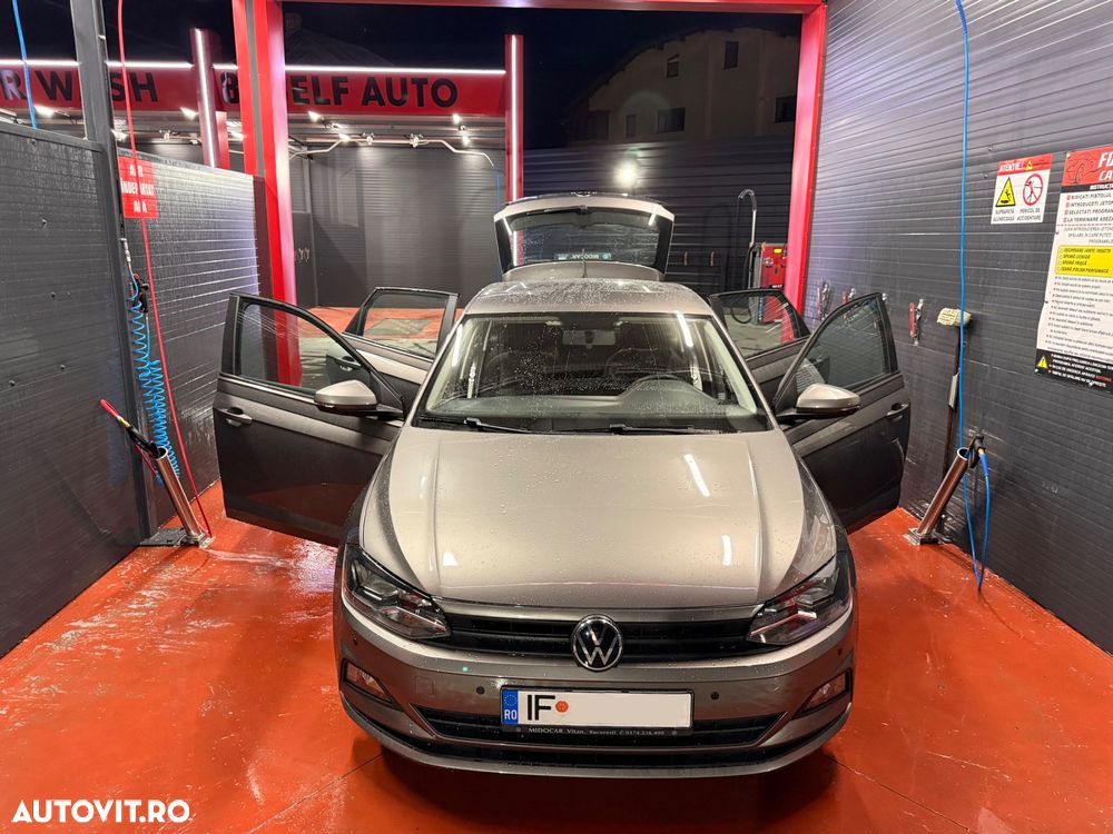 Volkswagen Polo 1.0 - 21