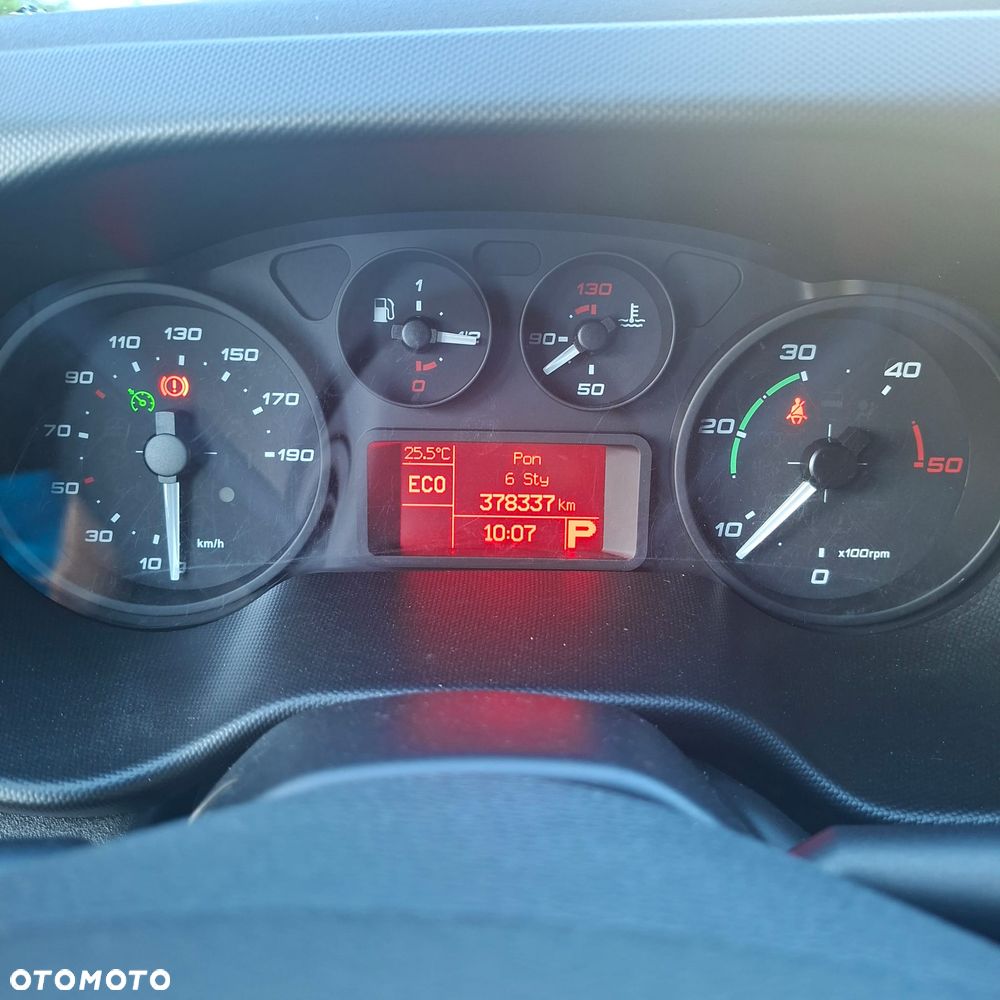 Iveco DAILY 35S17 - 27