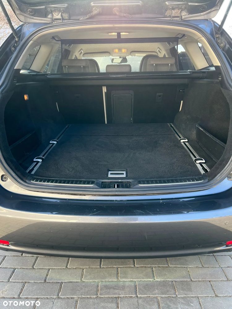 Toyota Avensis 2.0 D-4D Sol - 12