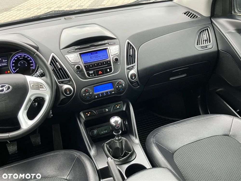 Hyundai ix35 blue 1.6 2WD Finale Gold - 33
